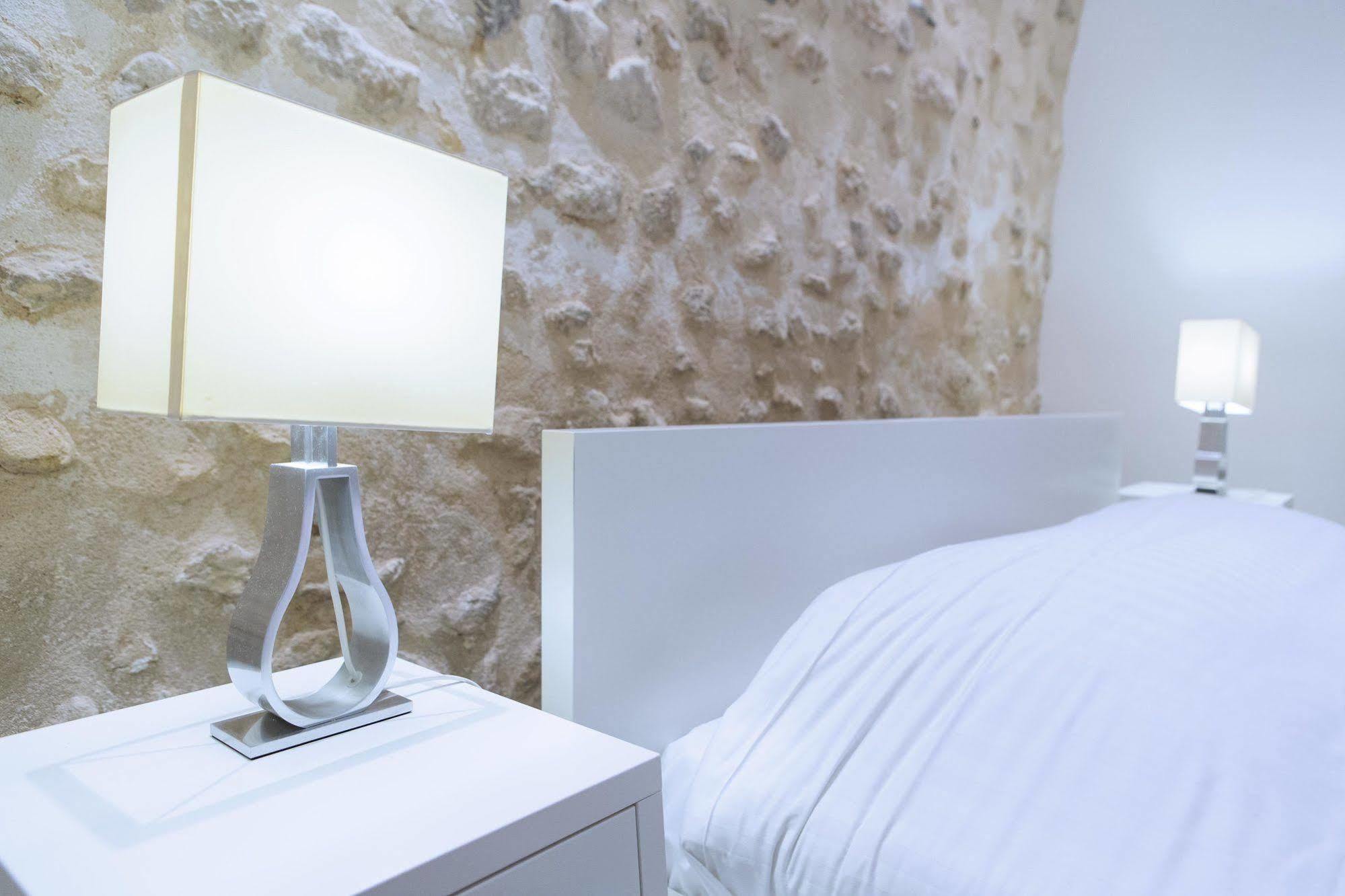 Ausone Beautiful Loft Apartment In Historical Center + Terrace And Parking Бордо Екстер'єр фото